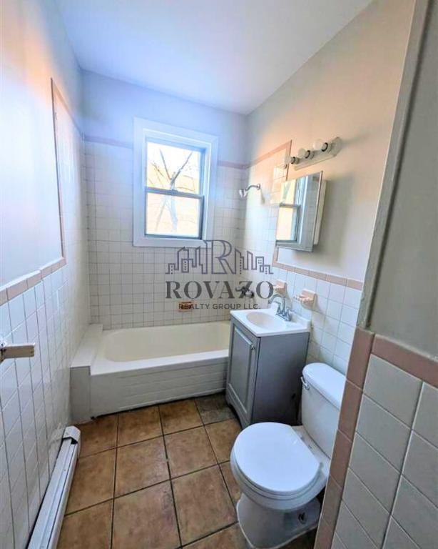 1442 Springfield Ave #1L - Photo 3 of 3