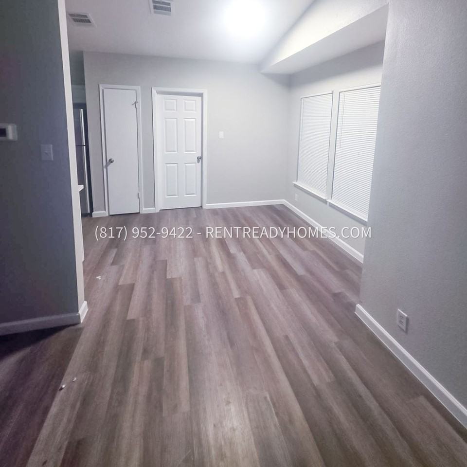 8305 Forest Ridge Drive - Photo 6 of 11