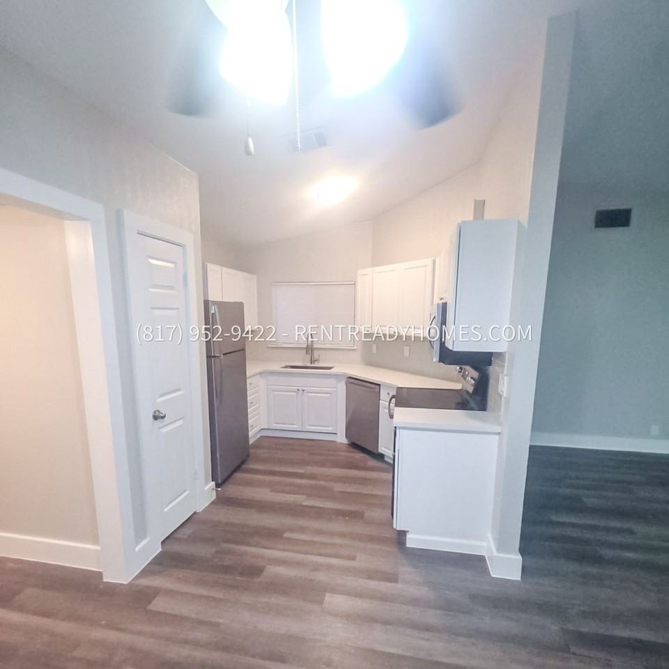 8307 Forest Ridge Dr - Photo 5 of 10