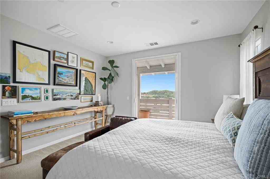 75 Promesa Avenue - Photo 4 of 8