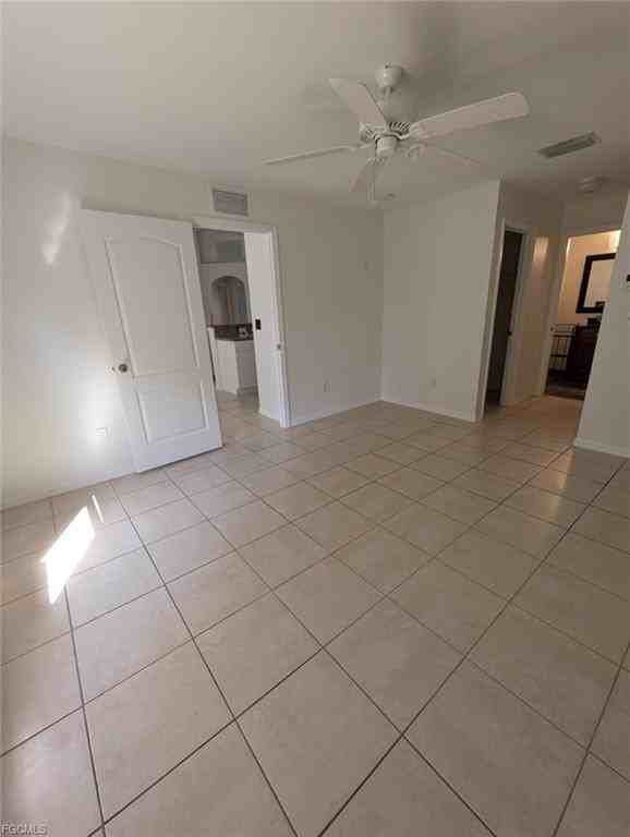 1612 Nw 31st Ave - Photo 4 of 8