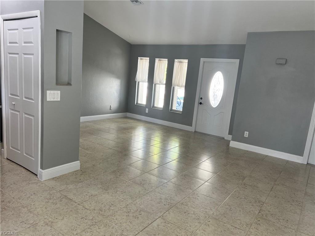 1412 Northeast Van Loon Terrace - Photo 6 of 8