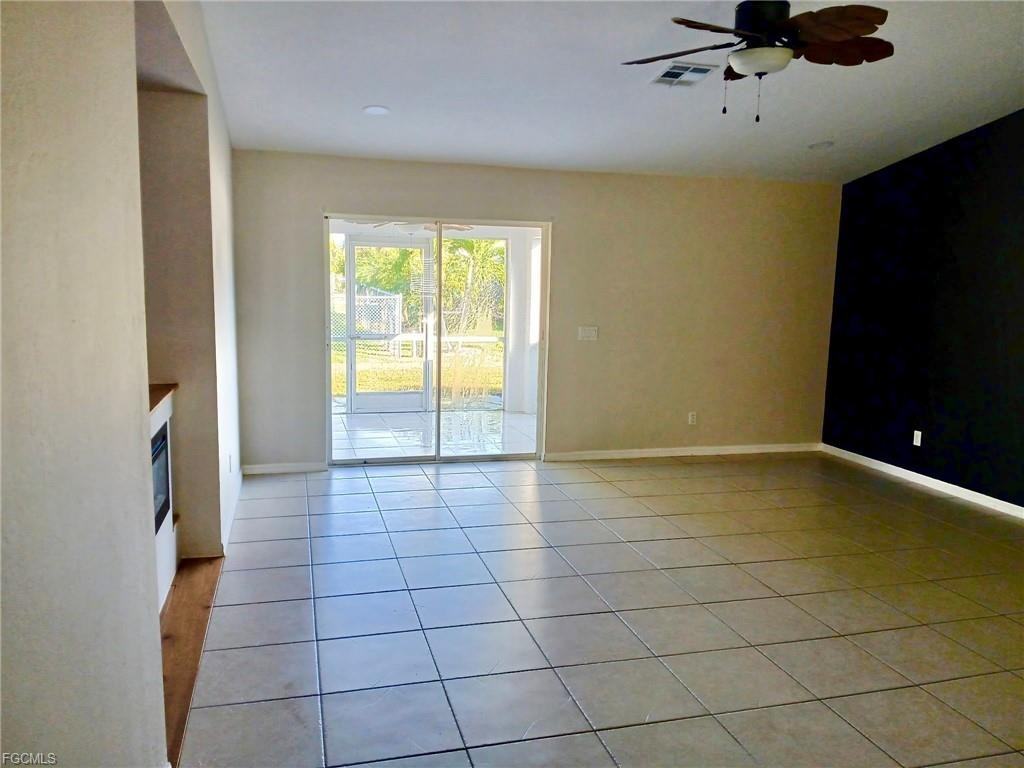 3307 Surfside Blvd - Photo 6 of 7