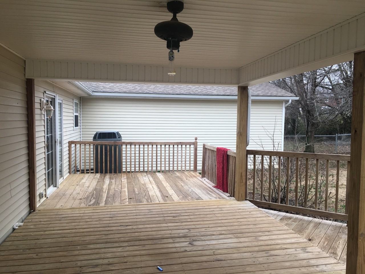 208 Airport Rd - Photo 4 of 50