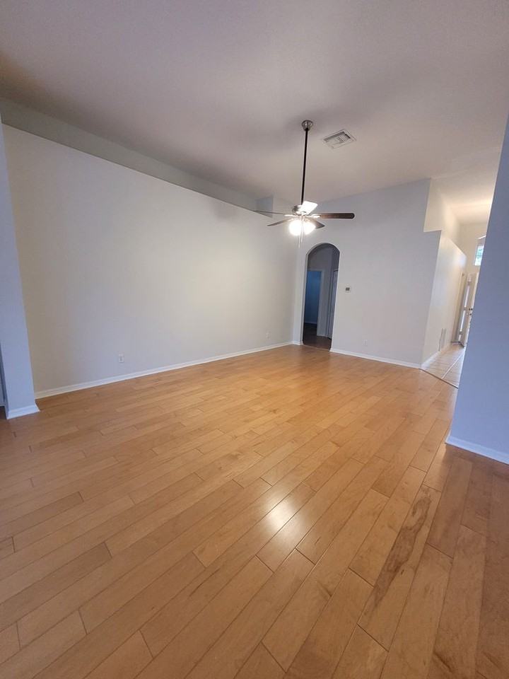 625 Montara Dr - Photo 2 of 28
