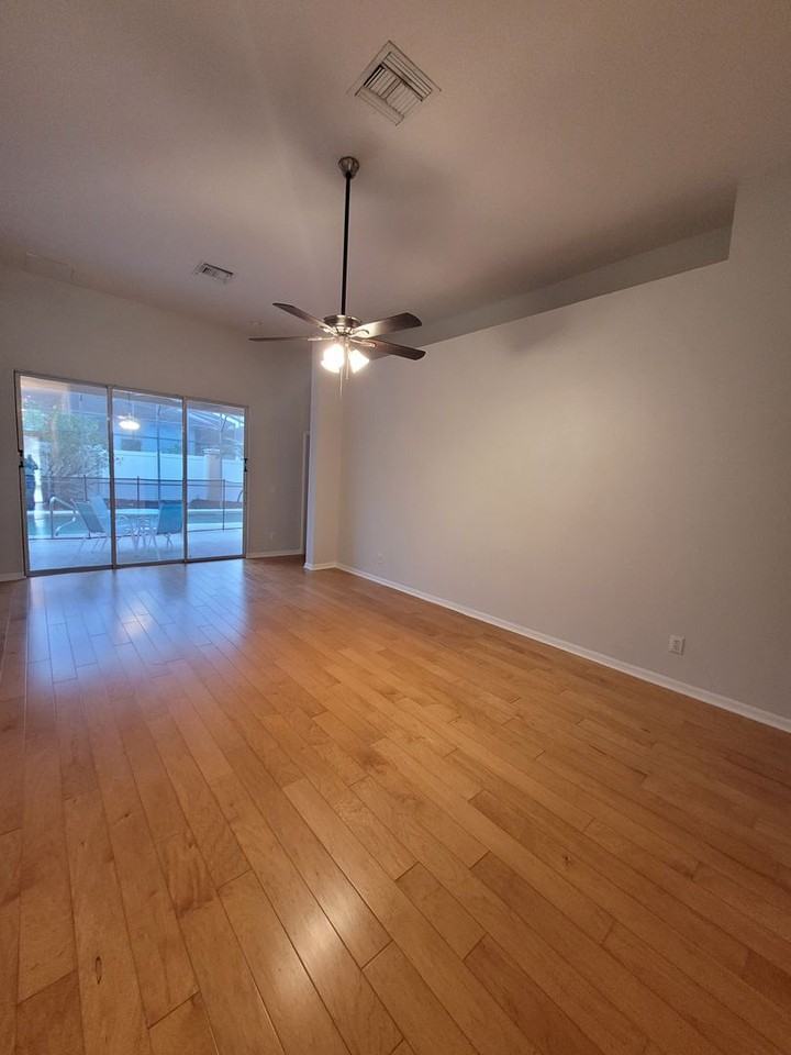 625 Montara Dr - Photo 3 of 28