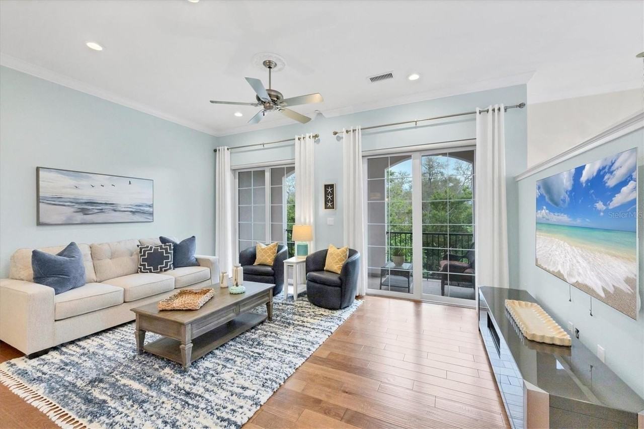 455 Nokomis Ave S #455 - Photo 6 of 50