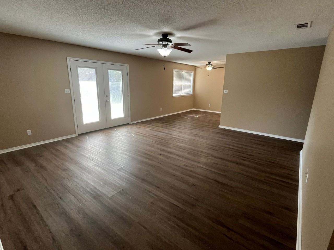 2005 South Tampa Avenue - Photo 2 of 15