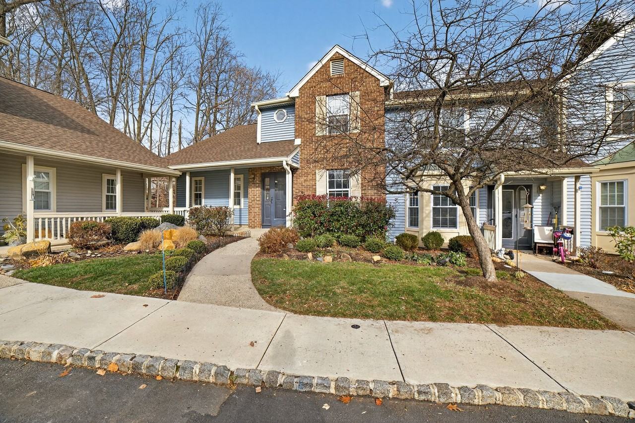 1803 Poplar Ct - Photo 2 of 25