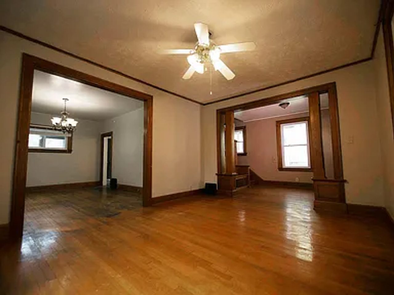 910 South 25th Street - Photo 3 of 8