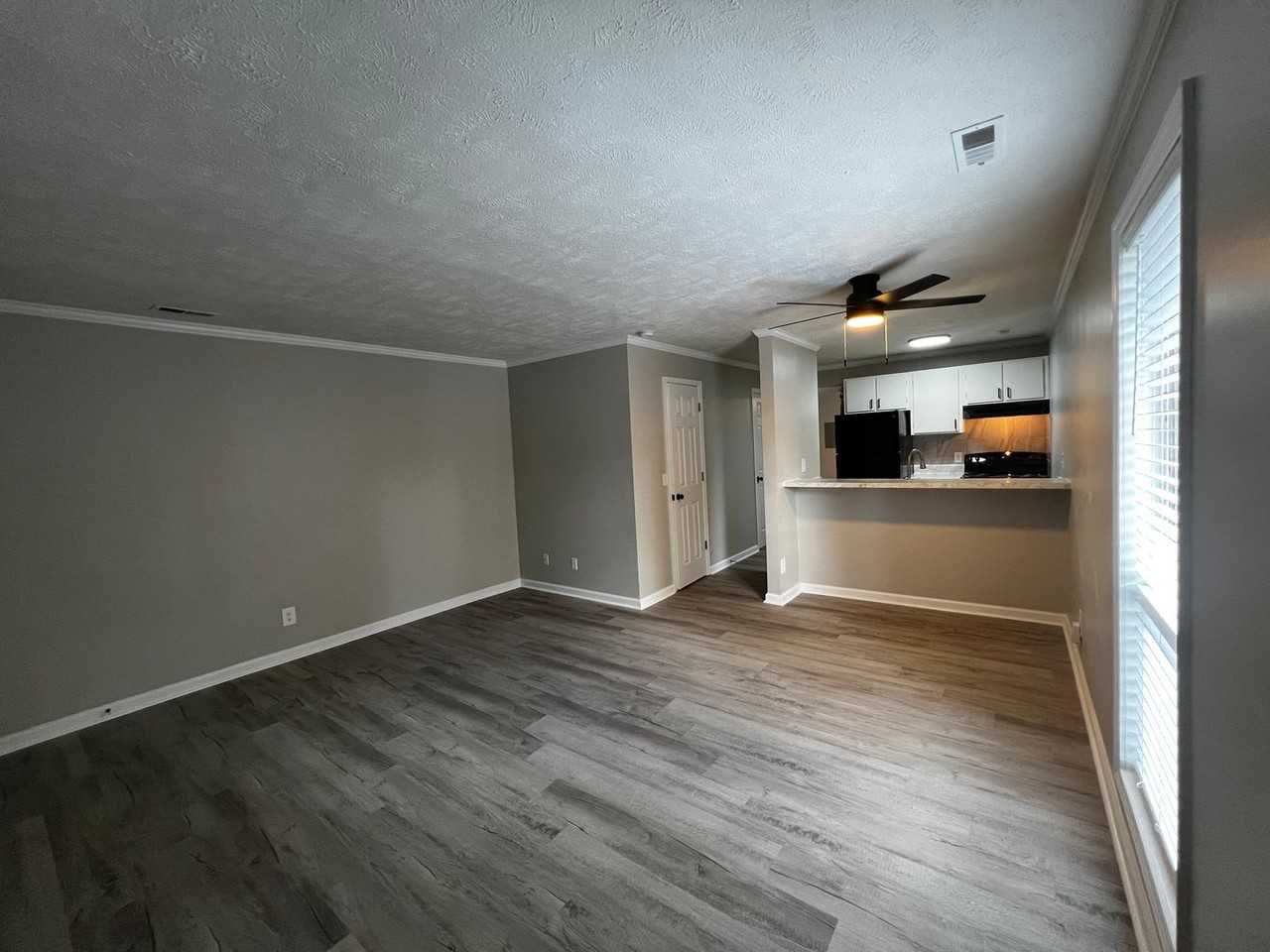 5850 Century Oaks Drive - Photo 2 of 23