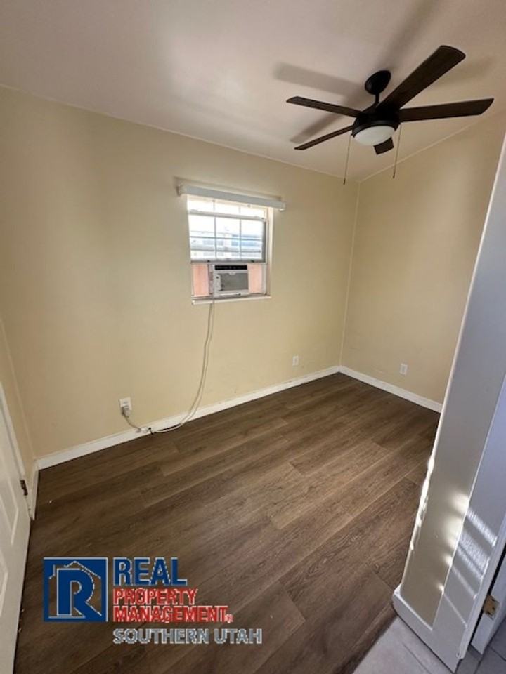 2990 E Riverside Dr #200 - Photo 5 of 7