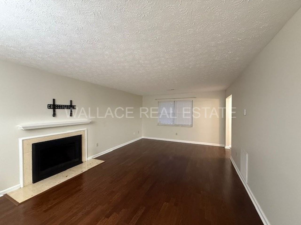 1325 Woodridge Drive - Photo 3 of 17