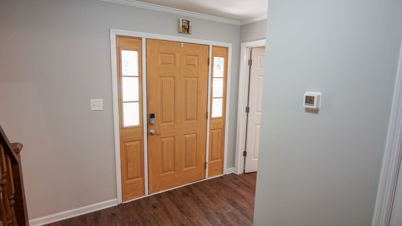 344 Stagecoach Way - Photo 2 of 13