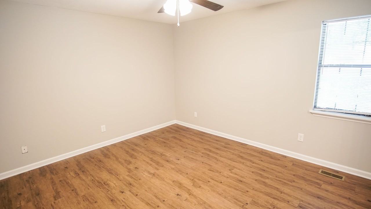 344 Stagecoach Way - Photo 7 of 13