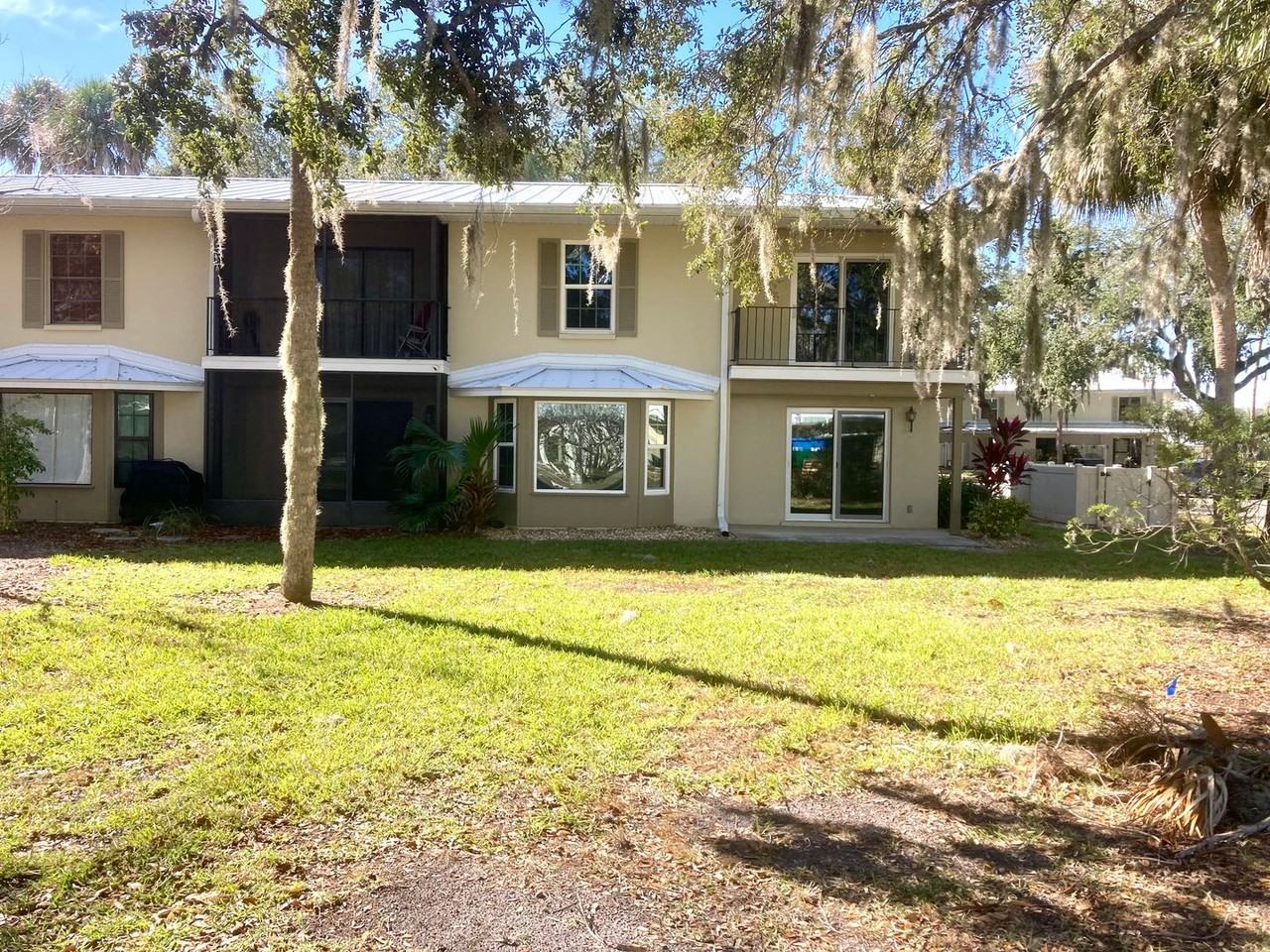 1277 N Seagull Pt - Photo 4 of 32