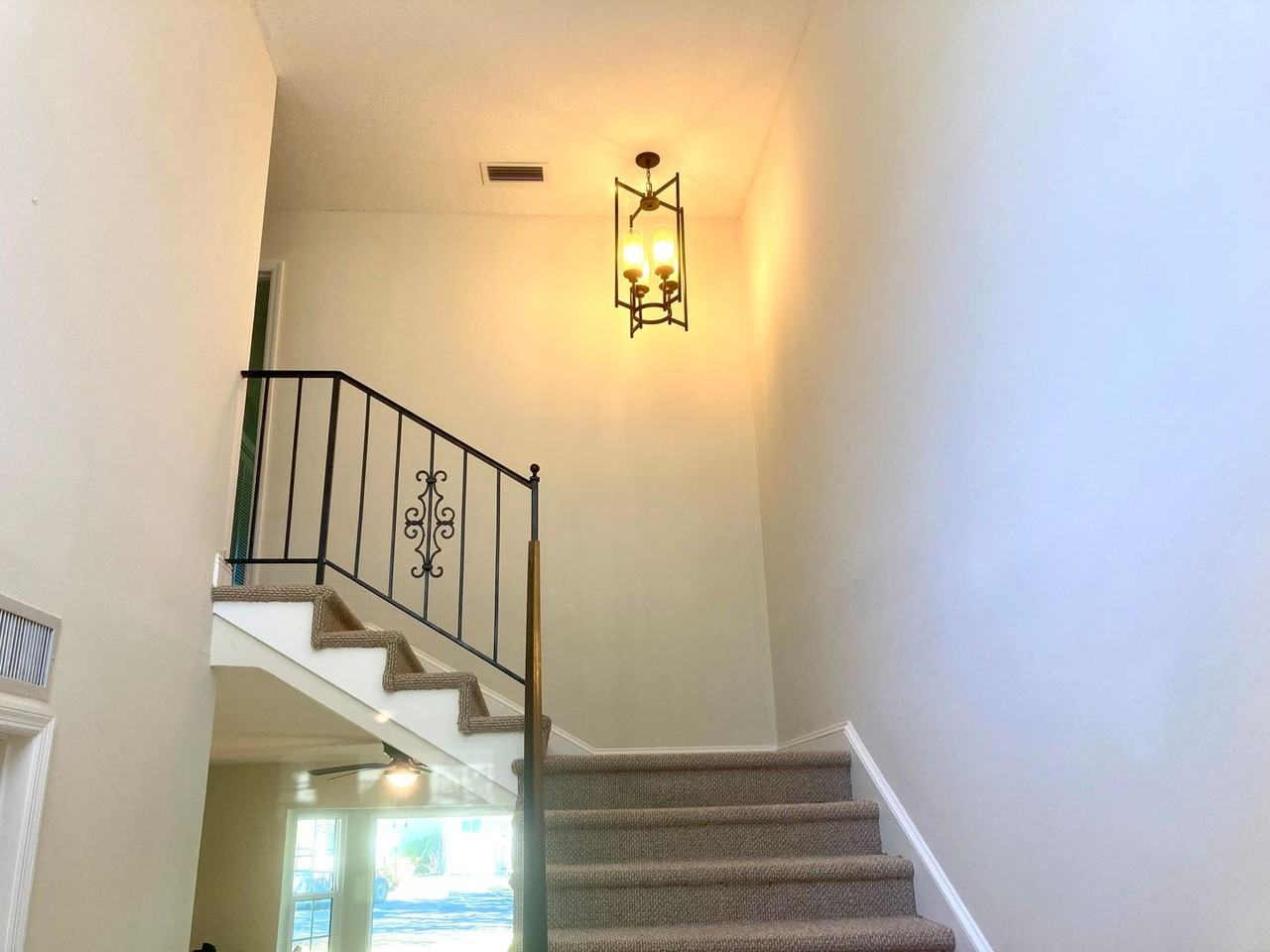 1277 N Seagull Pt - Photo 7 of 32