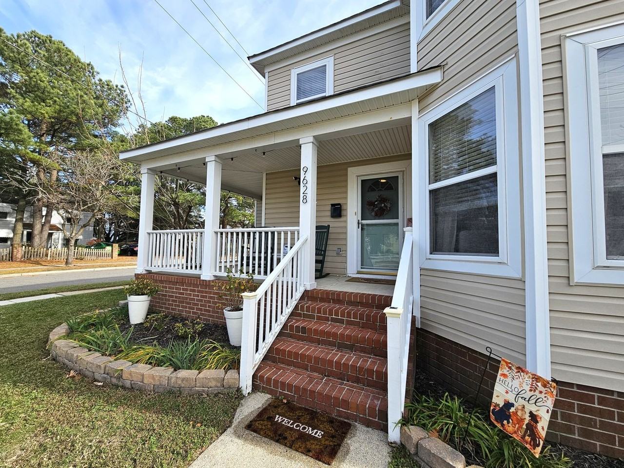 9628 9628 Grove Avenue - Photo 2 of 50