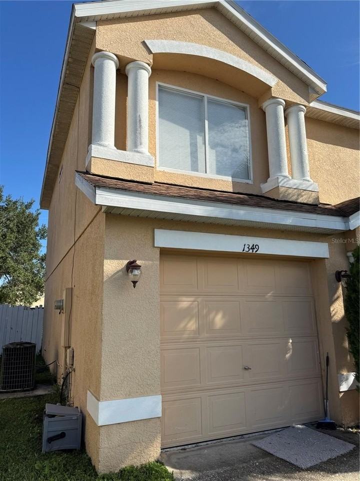 1349 Ivy Meadow Drive - Photo 2 of 29