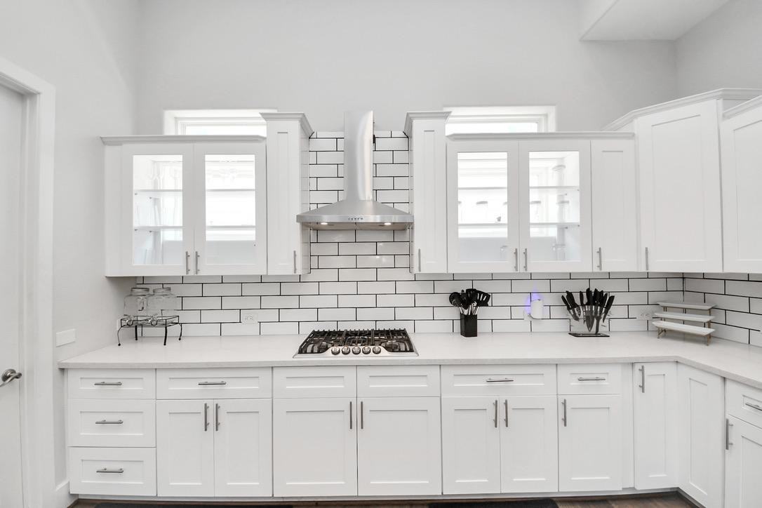 Mcgowen Street - Photo 4 of 22