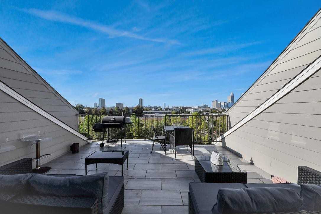 Mcgowen Street - Photo 6 of 22