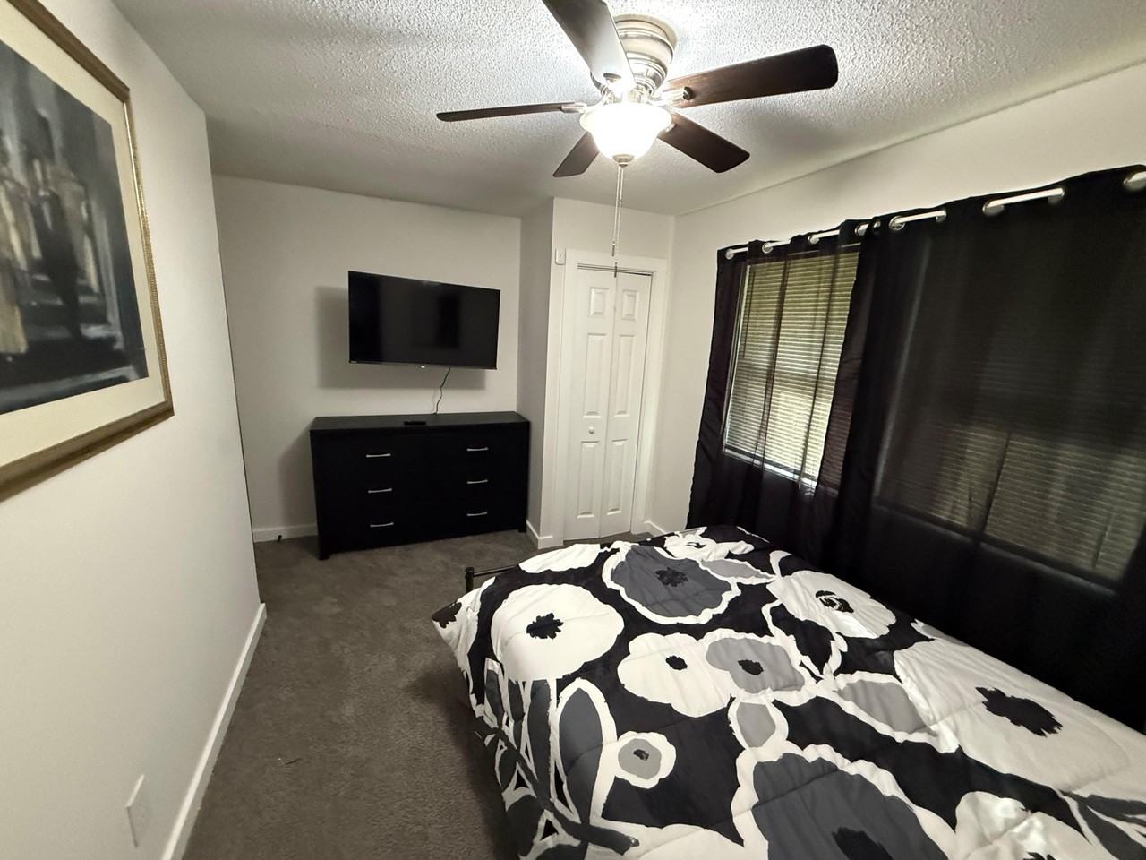 Eisenhower Ct Se - Photo 7 of 16