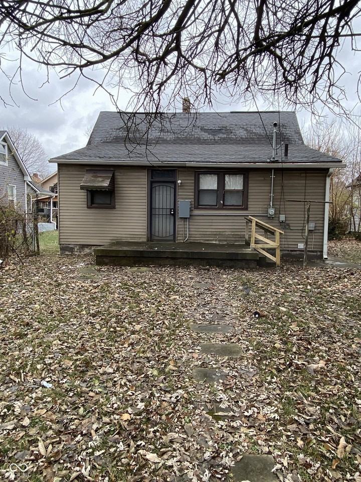 2838 Boulevard Pl - Photo 2 of 19