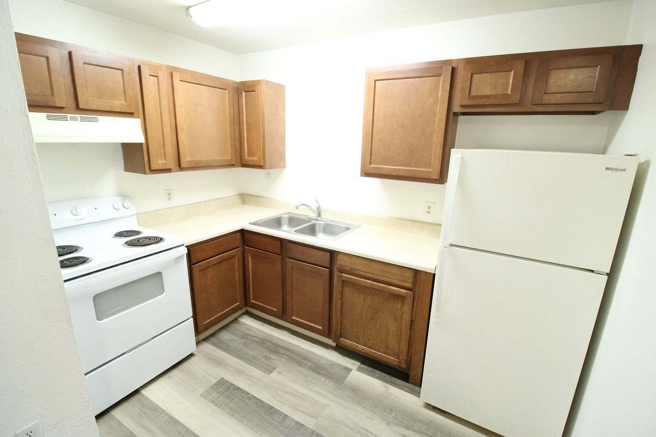 5736 Nw 25th Ter #1 - Photo 4 of 8