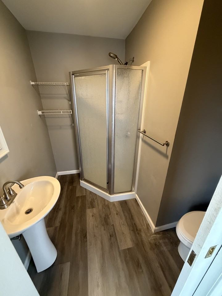 411 Pleasant Street #2E - Photo 4 of 5