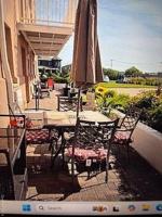 featured image of 2 Richmond Road #1H