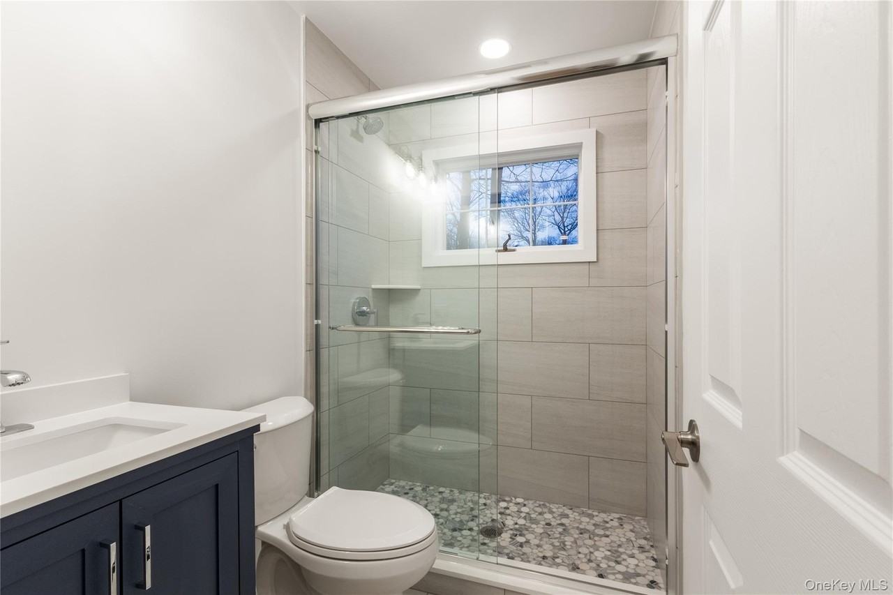 10 Overbrook St - Photo 3 of 8