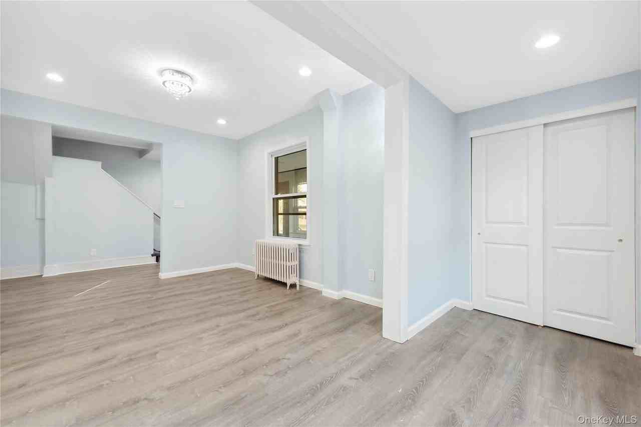 120 North Forest Avenue - Photo 4 of 35