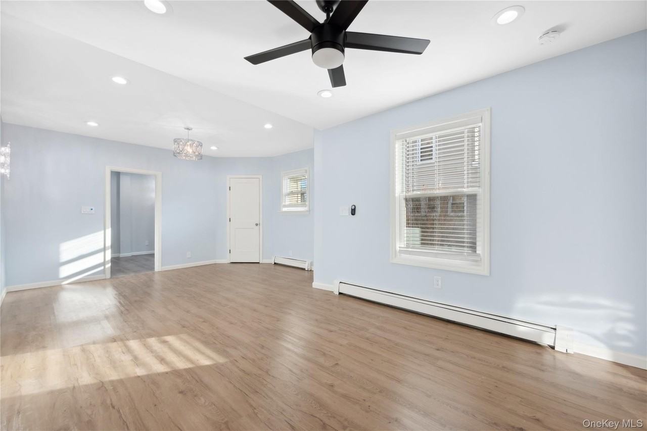 120 North Forest Avenue - Photo 7 of 35