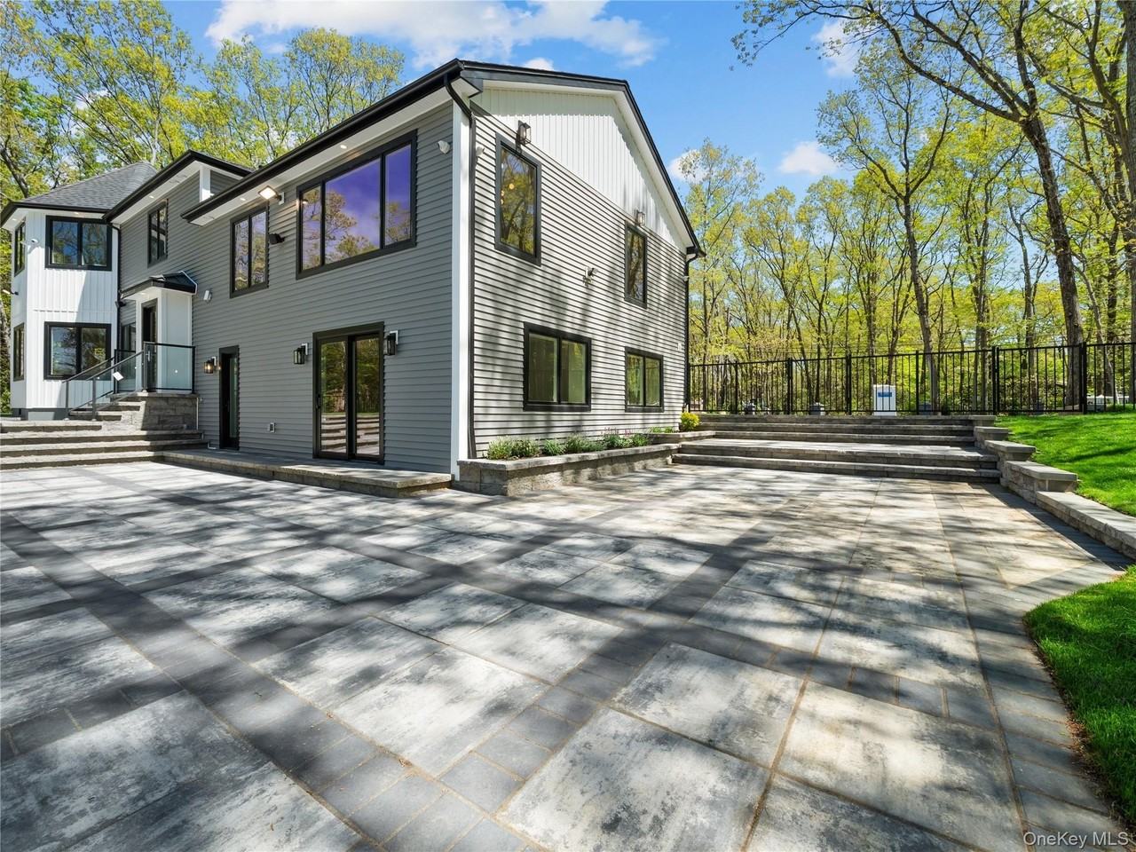 5 North Hills Road - Photo 4 of 50