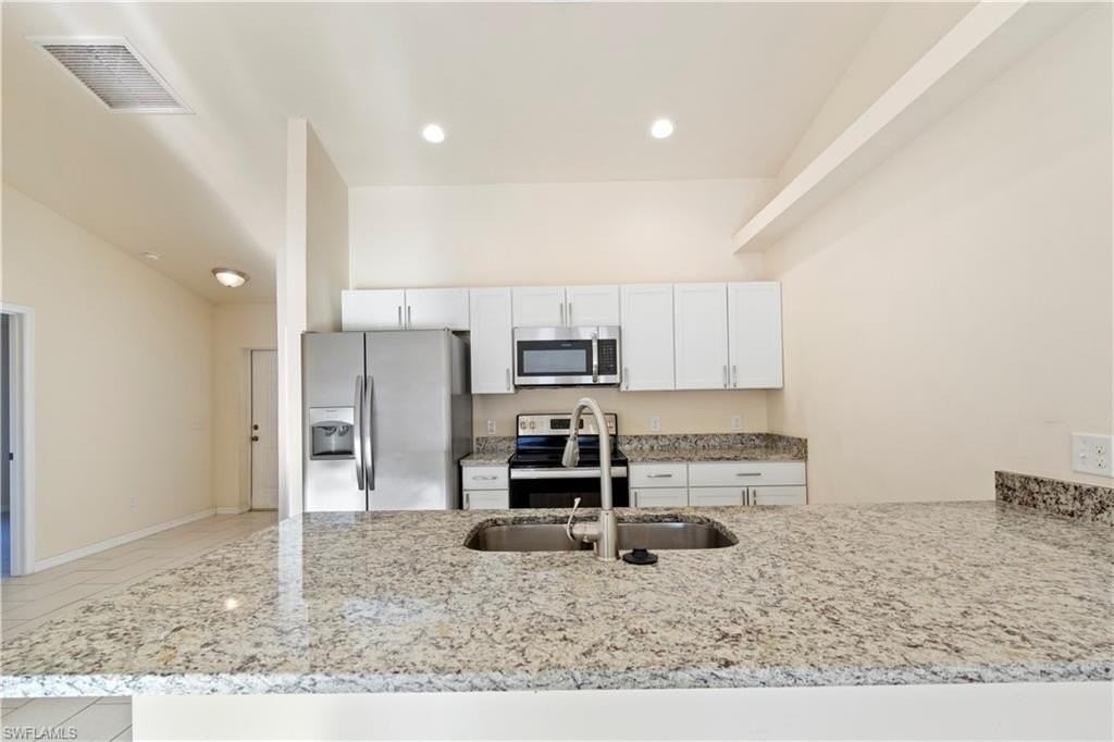 510 Skyline Boulevard - Photo 6 of 24