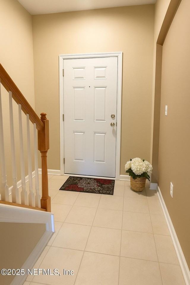 706 Crystal Way - Photo 6 of 31