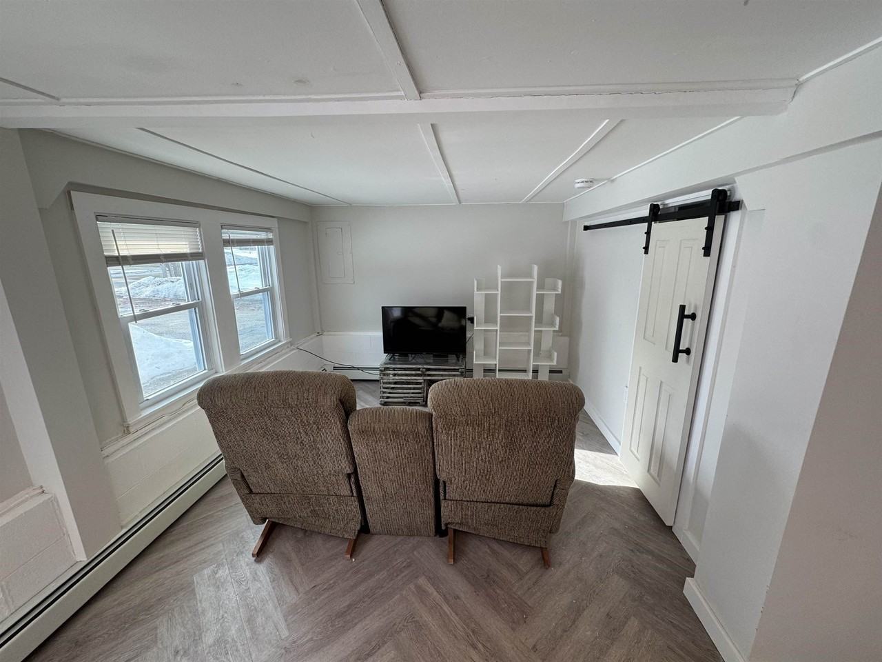 157 Hills Beach Rd #A - Photo 5 of 21