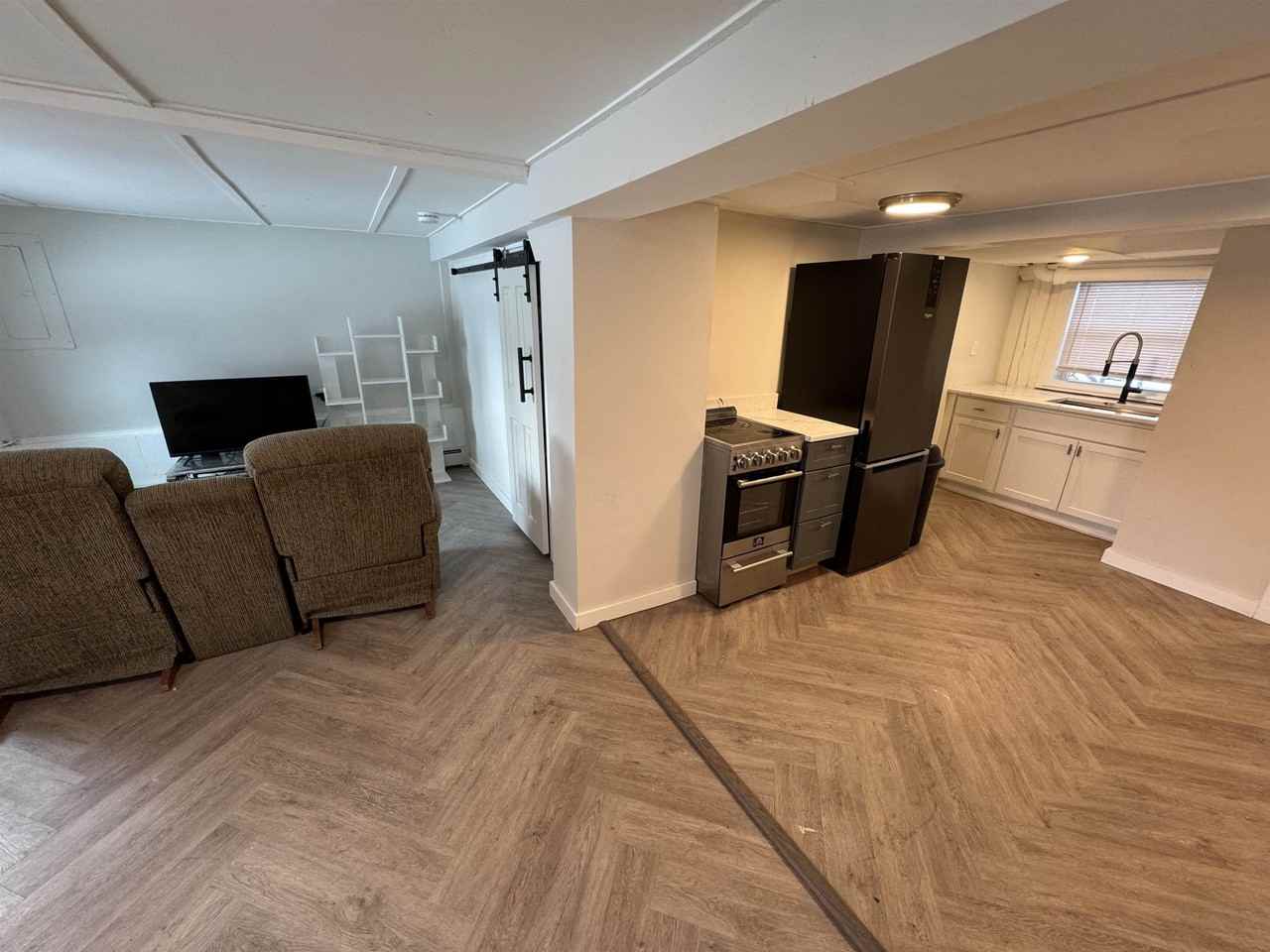 157 Hills Beach Rd #A - Photo 7 of 21