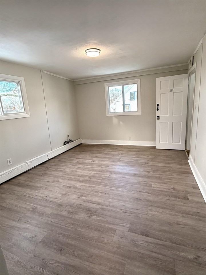 39 Mead St #1 - Photo 3 of 14