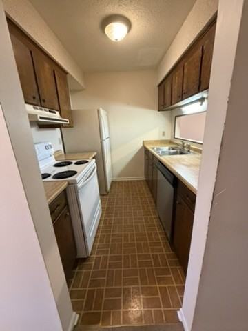 405 Fairview Road #B - Photo 6 of 10