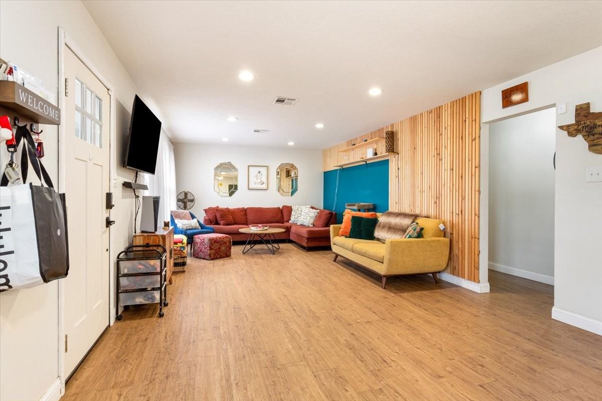 3308 Northwest Atlanta Avenue #1 - Photo 4 of 35