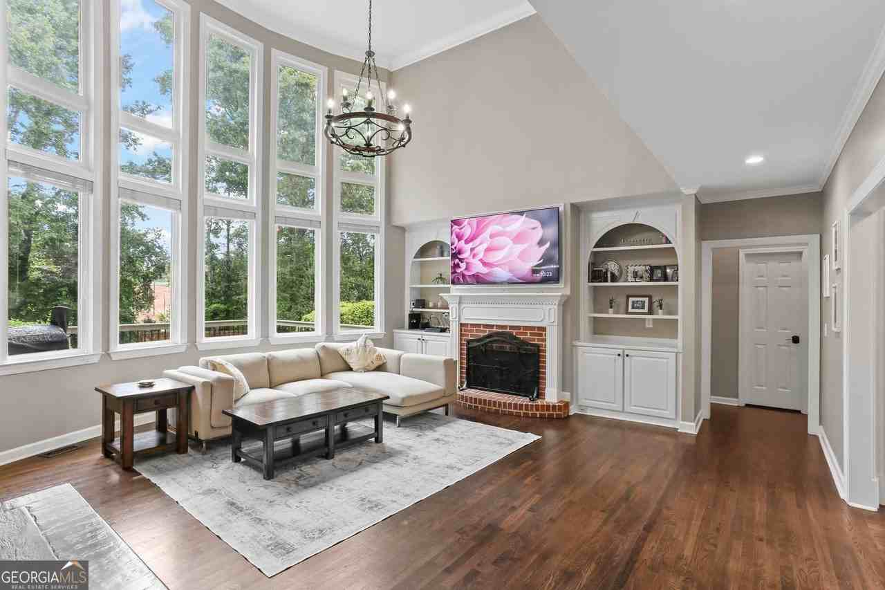 7410 Polo Hl - Photo 6 of 35