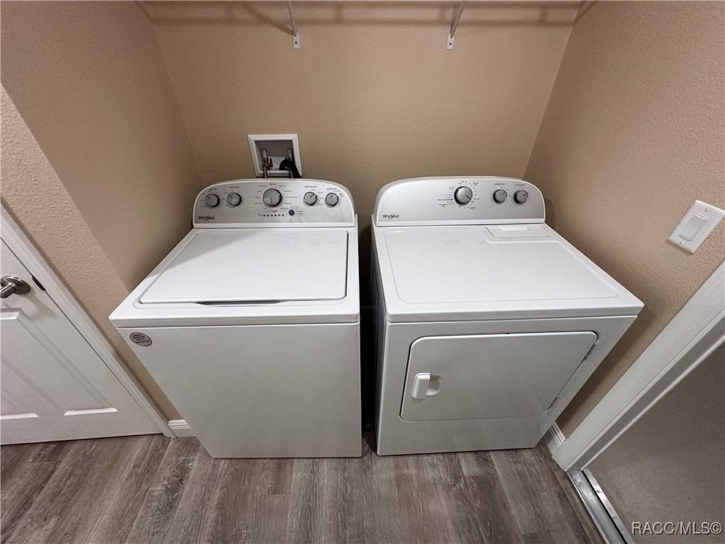 235 West Brimson Place - Photo 4 of 11