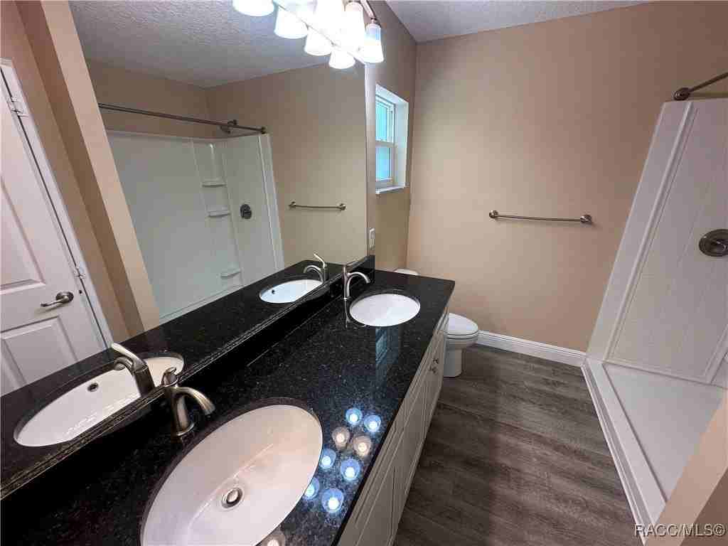 235 West Brimson Place - Photo 6 of 11