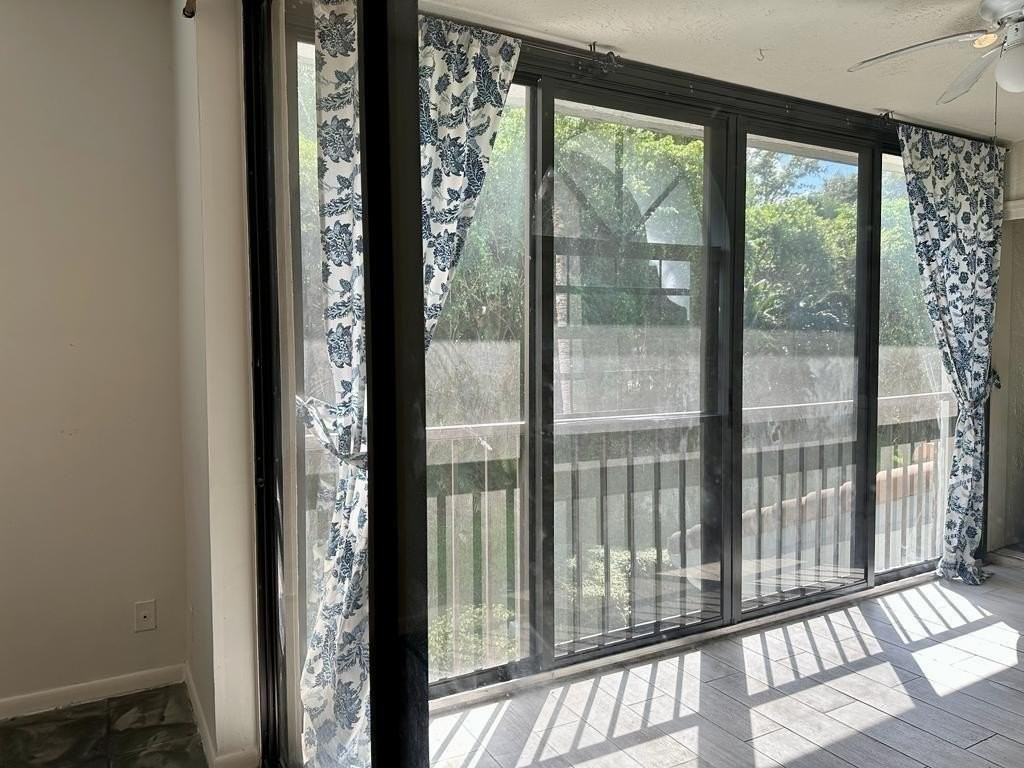 5438 Verona Dr #L812 - Photo 3 of 35