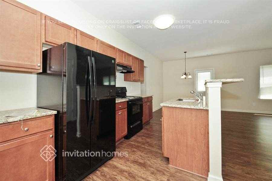 4101 Oak Field Dr - Photo 7 of 18