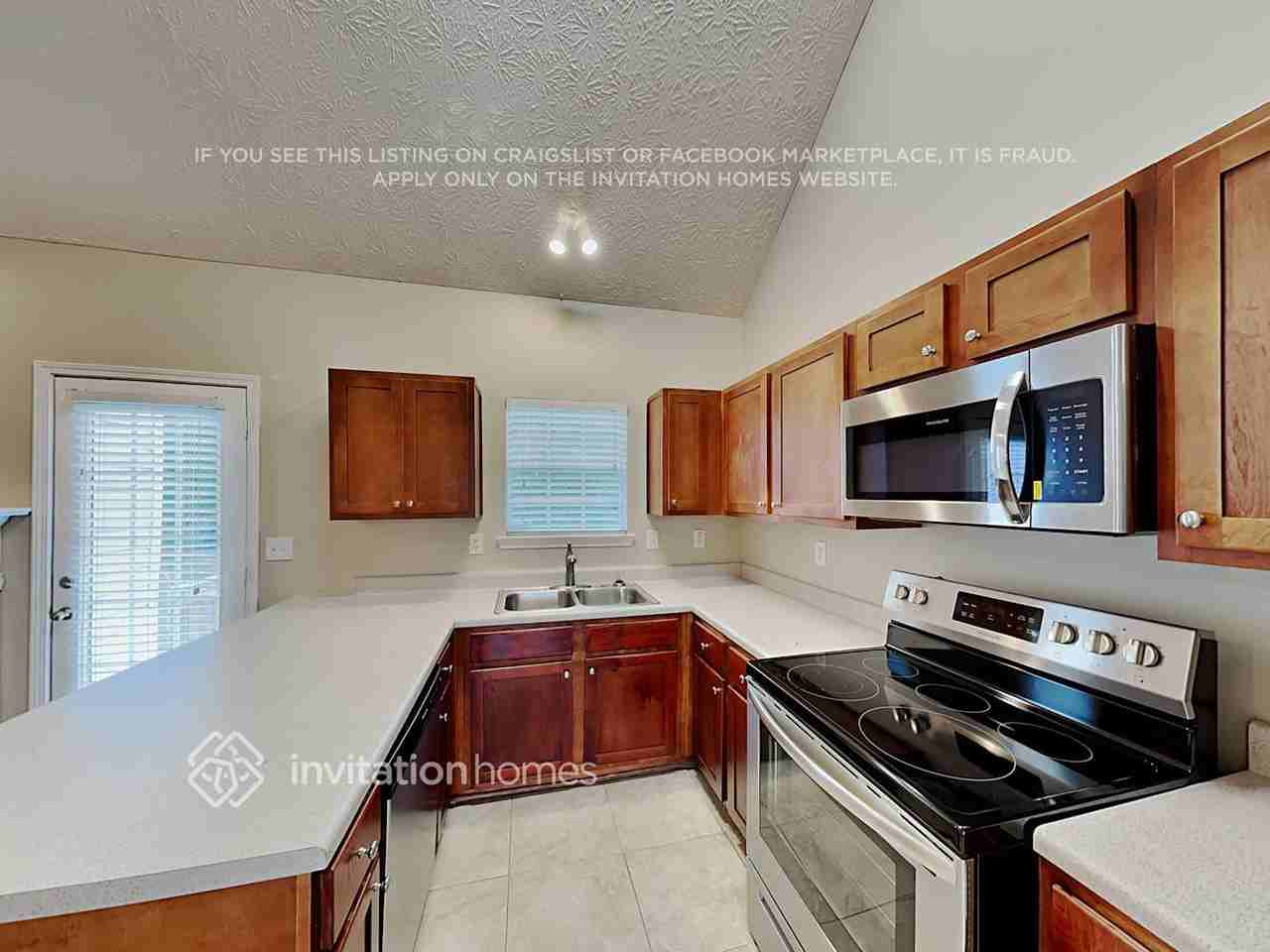 661 Tipperary Rd - Photo 7 of 19