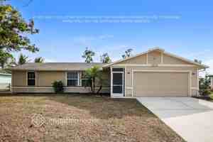 featured image of 8012 North Cypress Drive