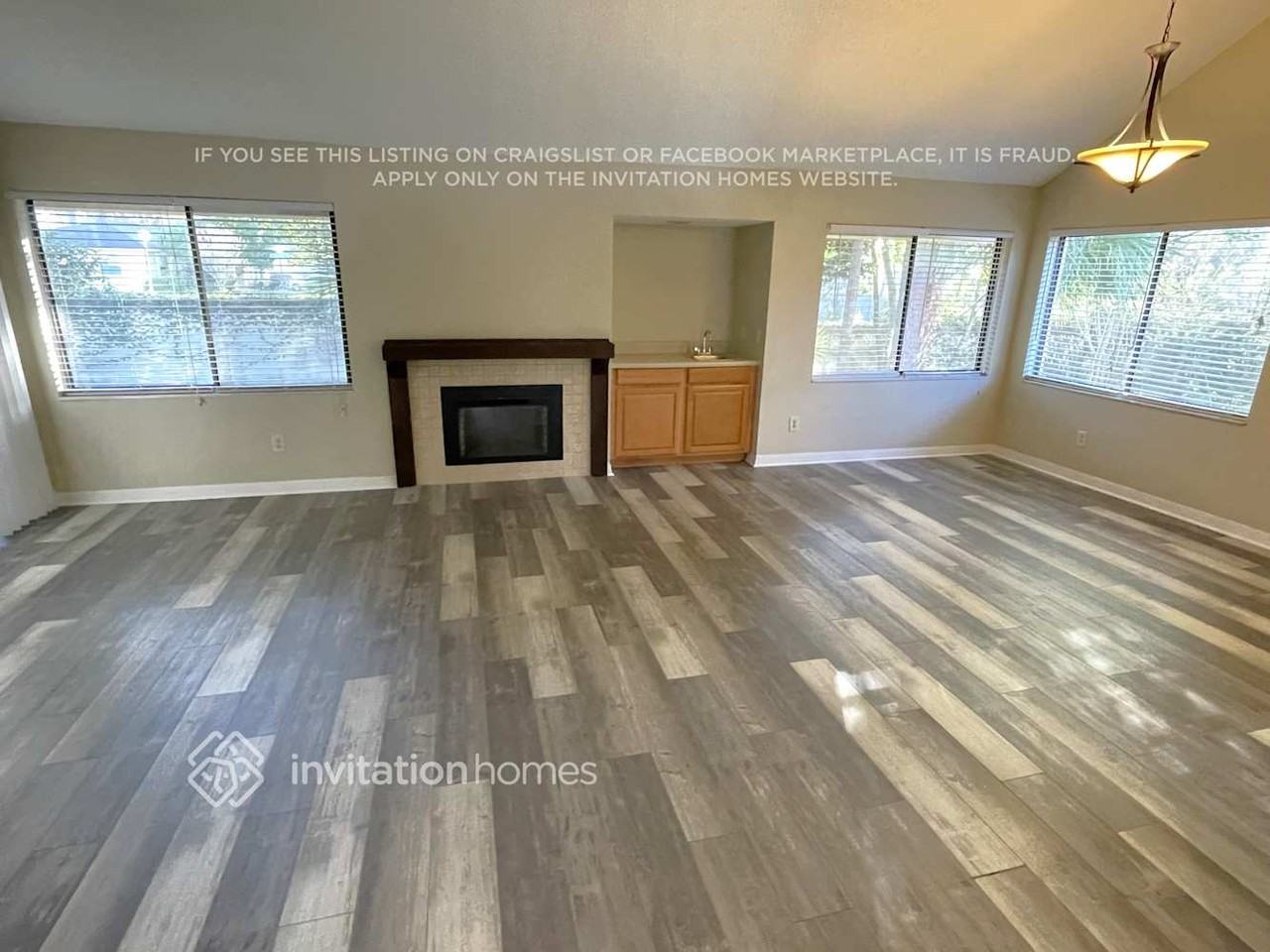 126 West York Court - Photo 3 of 12