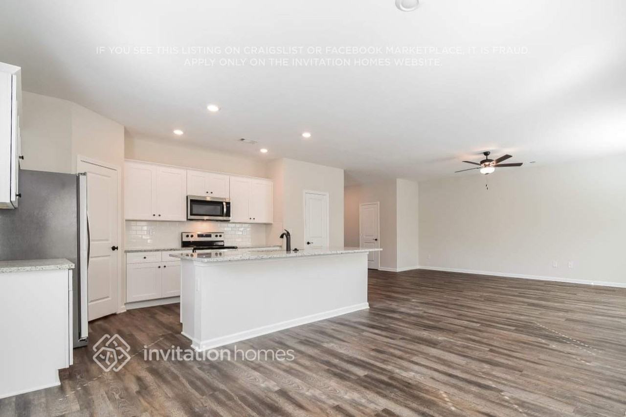 6128 Nathaniel Ln - Photo 5 of 16